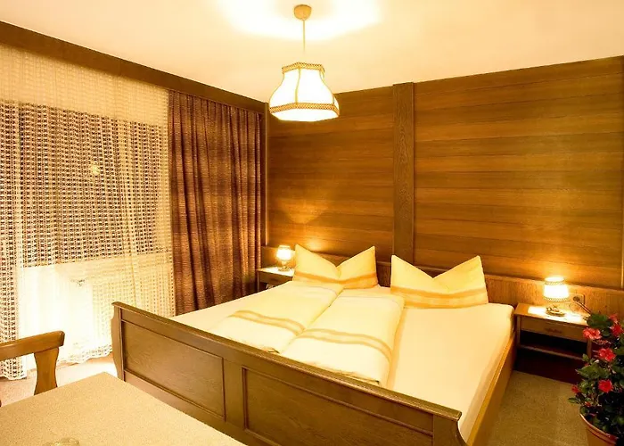 Haus Weidmannsheil * Λάνγκενφελντ