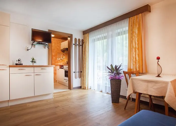 Haus Weidmannsheil * Λάνγκενφελντ